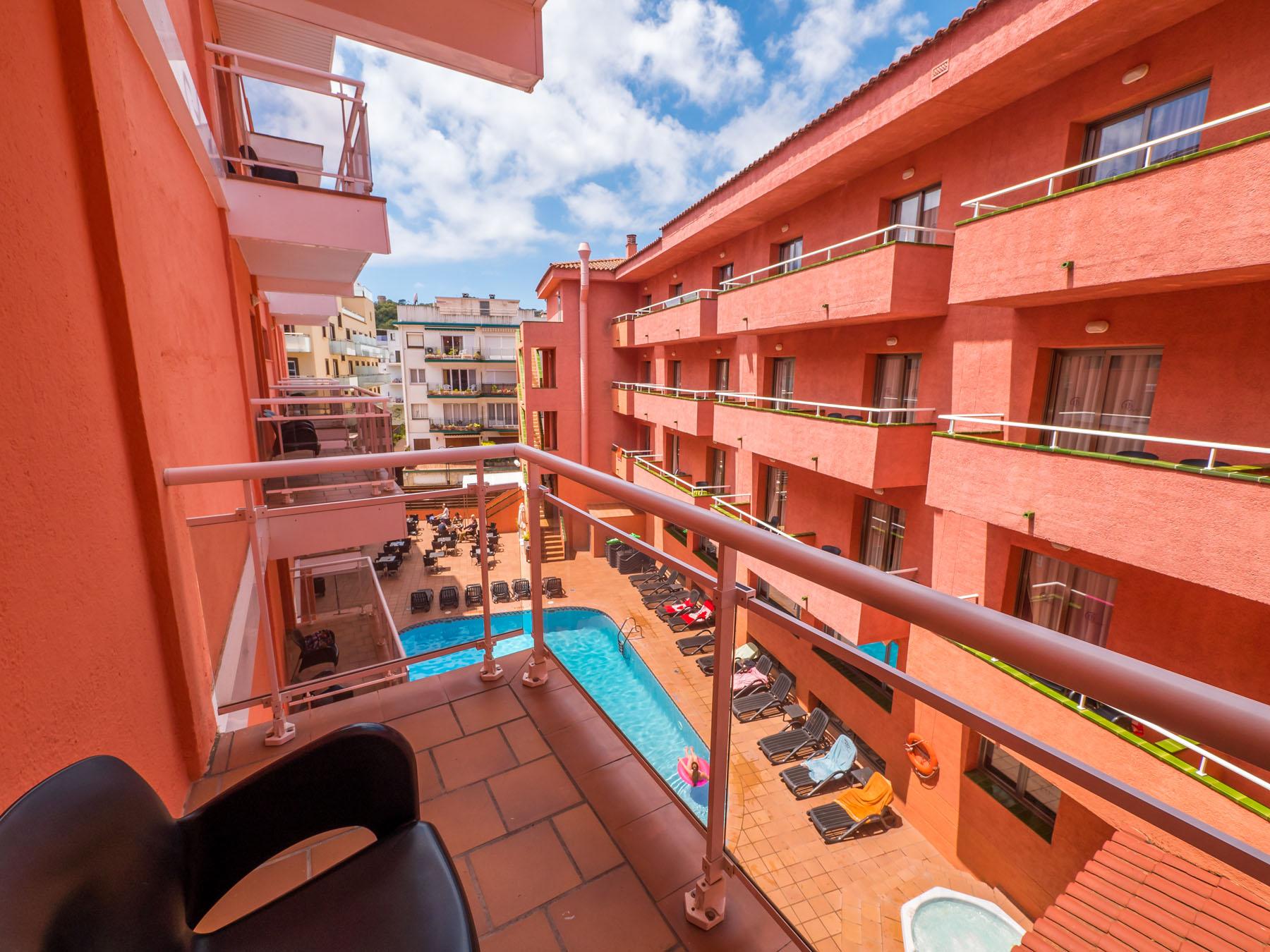 Tossa Beach Center Тоса де Мар Екстериор снимка